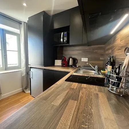 Le Baroque - Studio - Wifi Apartment